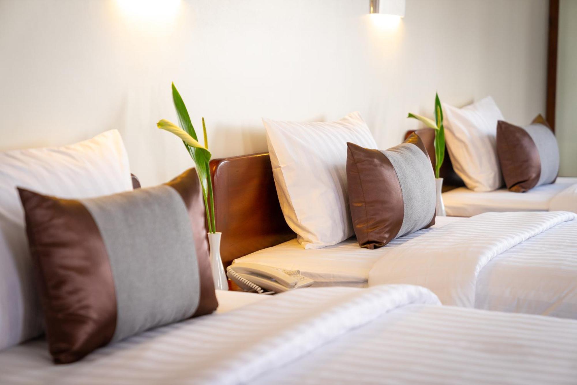 Mony Reach Angkor Hotel Siem Reap Dış mekan fotoğraf