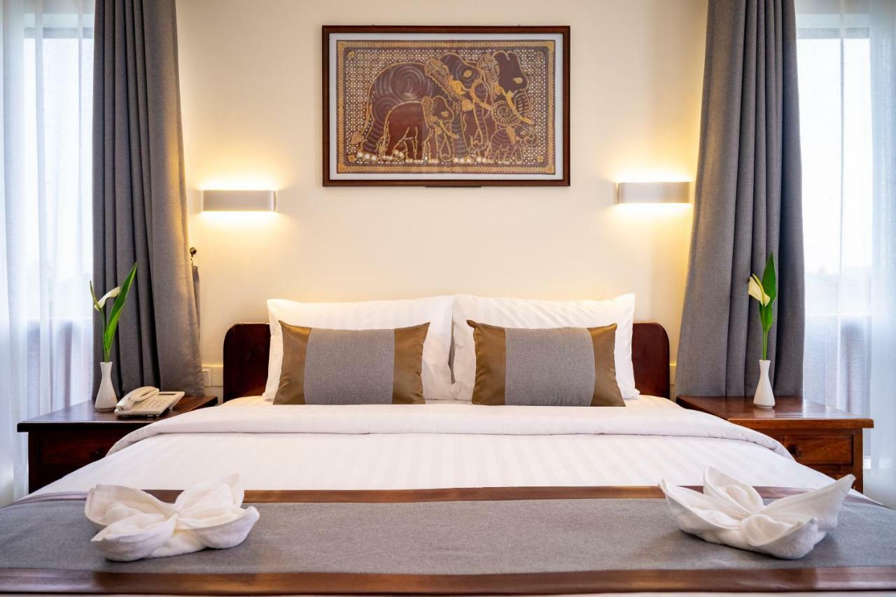 Mony Reach Angkor Hotel Siem Reap Dış mekan fotoğraf