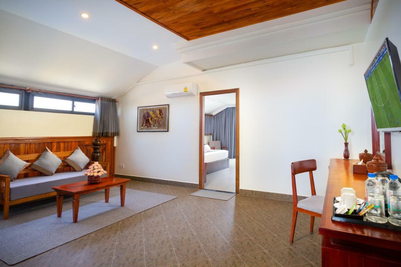 Mony Reach Angkor Hotel Siem Reap Dış mekan fotoğraf